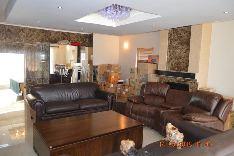 To Let 6 Bedroom Property for Rent in Kleinbron Estate Western Cape